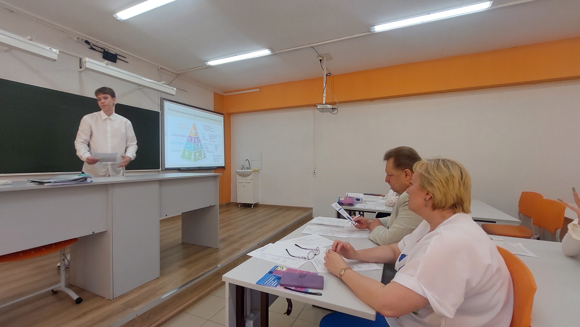 Первоуральские школьники защитили проекты на медицинские темы