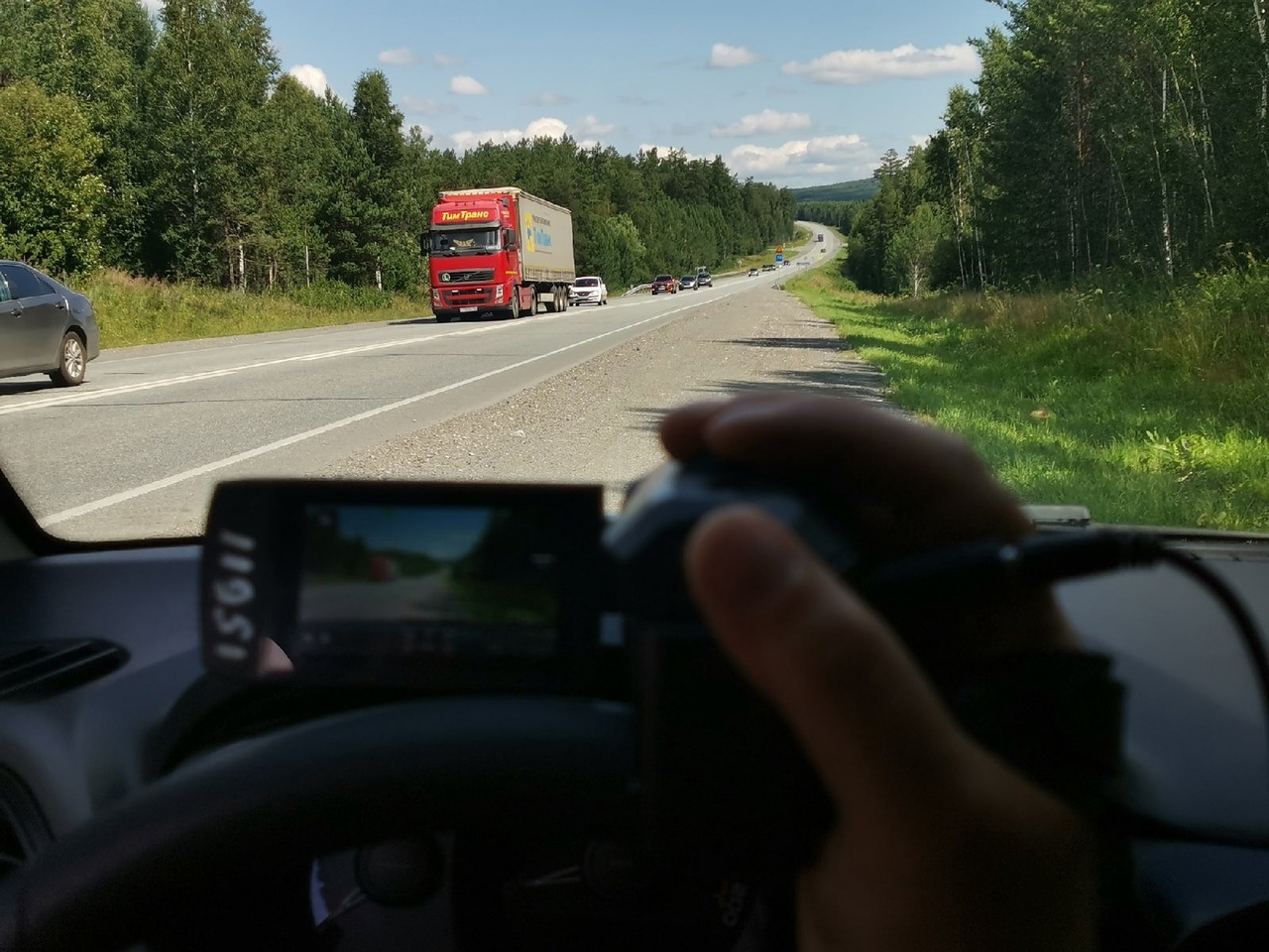 Фурам запретили ездить по федеральным трассам из-за жары