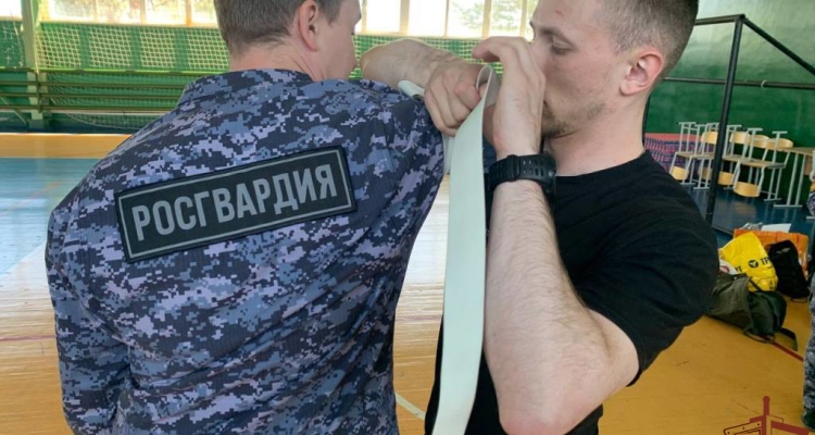 Росгвардейцы прошли курс обучения тактической медицине на Урале