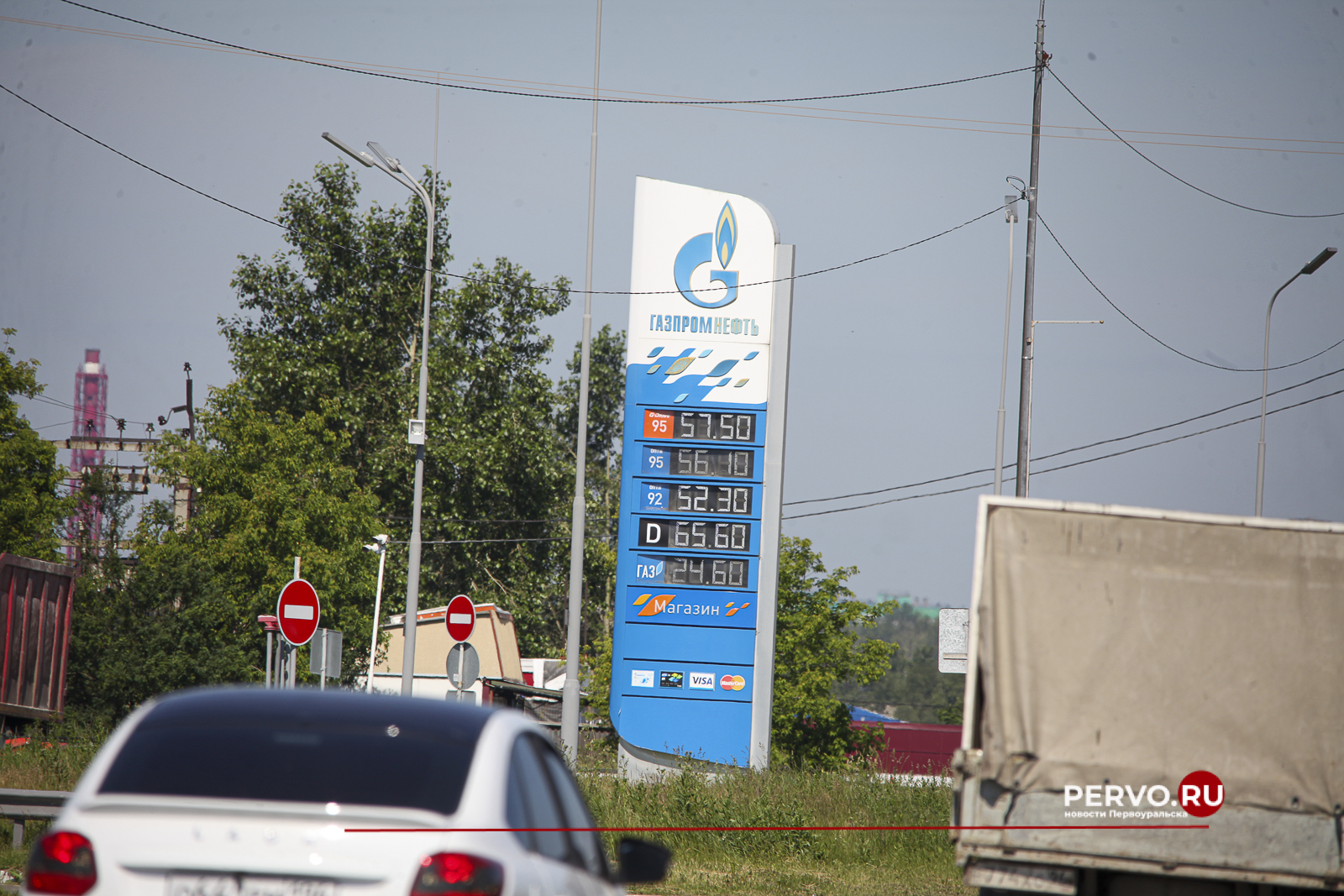 На заправках Первоуральска четыре раза за месяц повысили цены на бензин