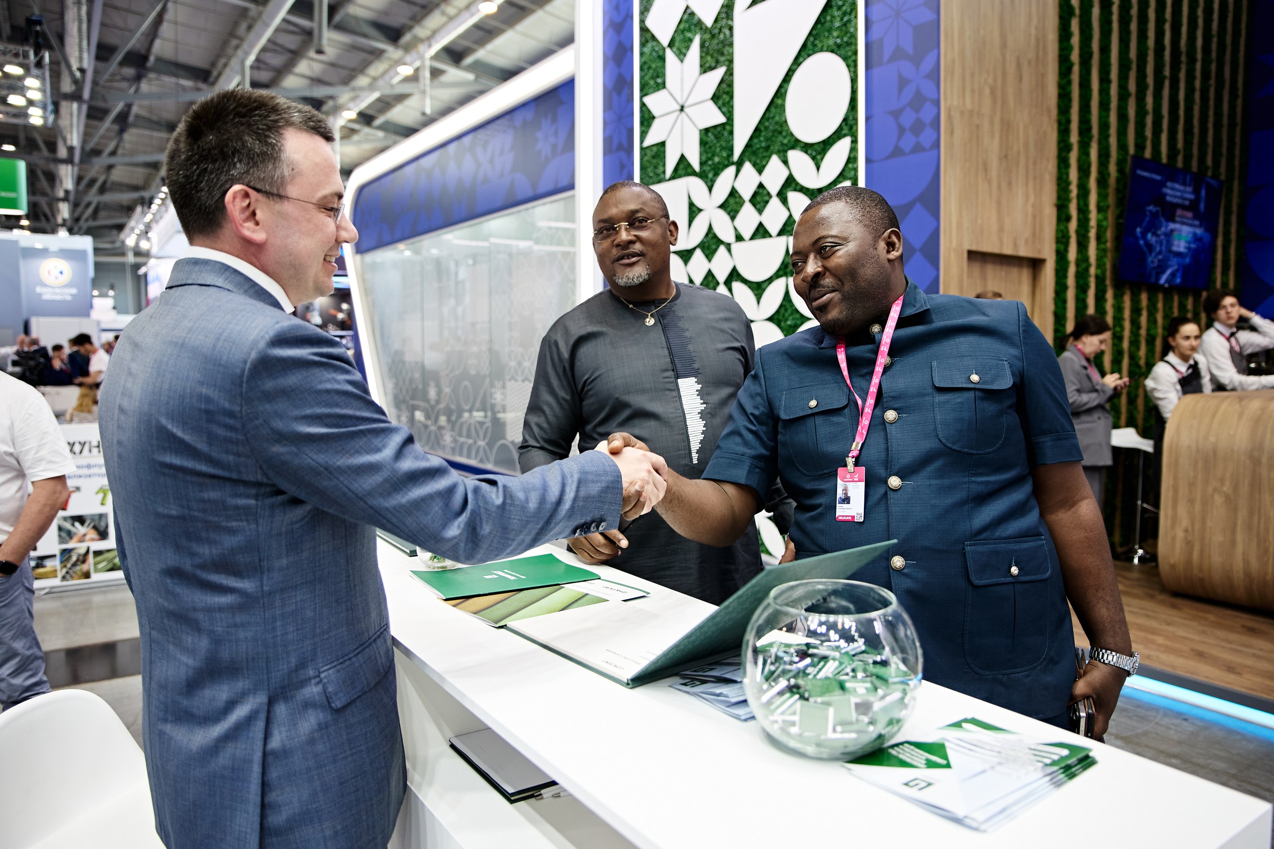 Завод «Хромпик» заключил крупные контракты на поставку оборудования и строительство цехов