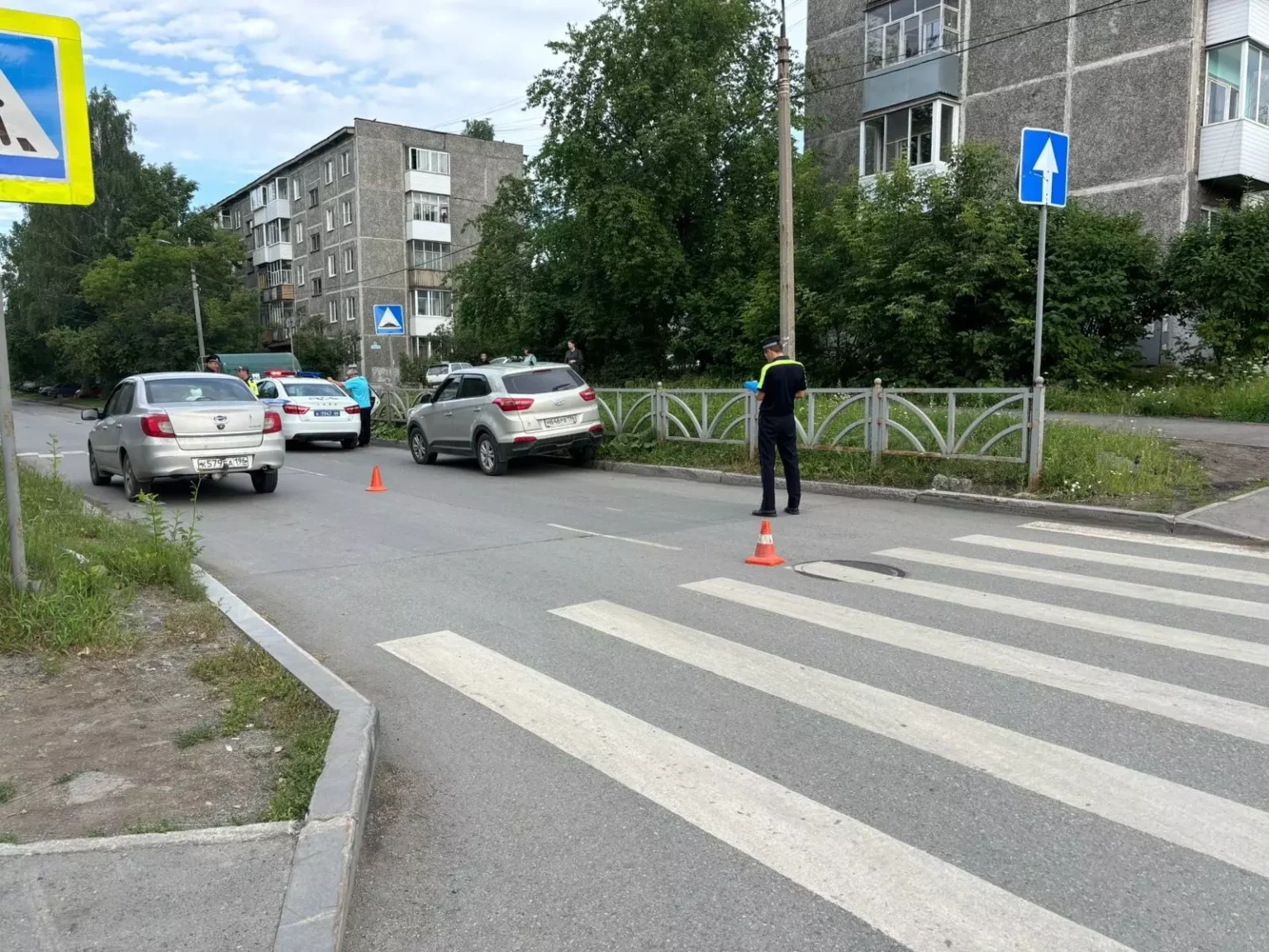 На пешеходном переходе сбили велосипедиста