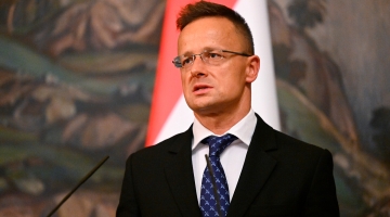 Сийярто: угрозы со стороны ЕС не заставят Венгрию прекратить мирную миссию