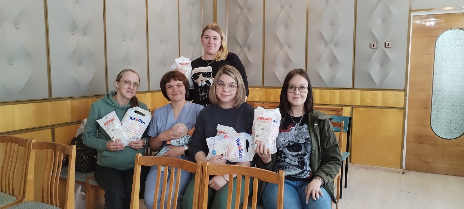 Тридцать будущих мам прошли подготовку к грудному вскармливанию