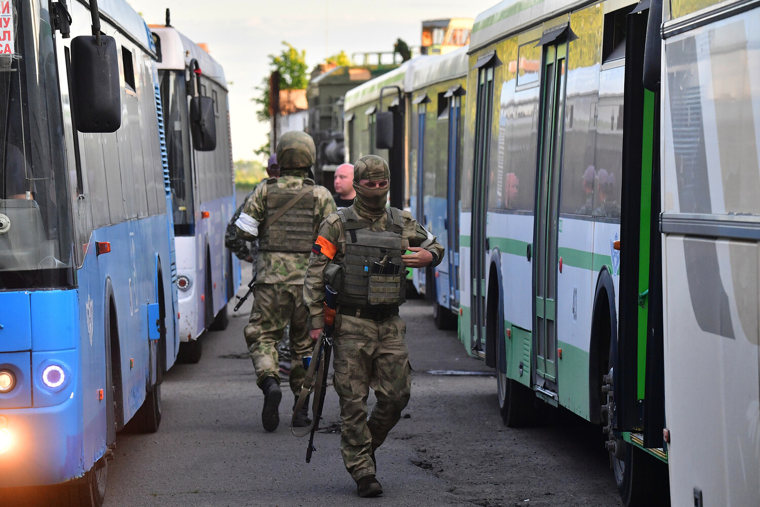 Группа пленных ВСУ захотела воевать против Украины