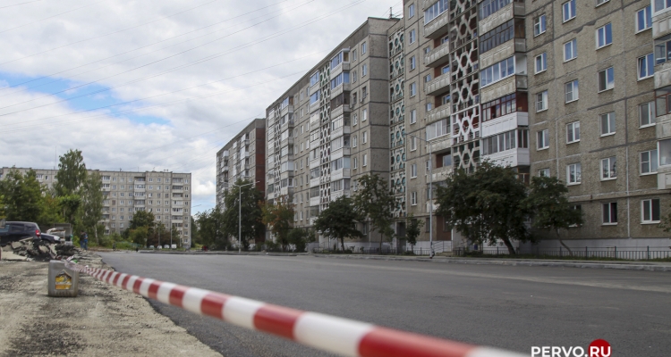 На улице Трубников продолжается к благоустройство дворовой территорий