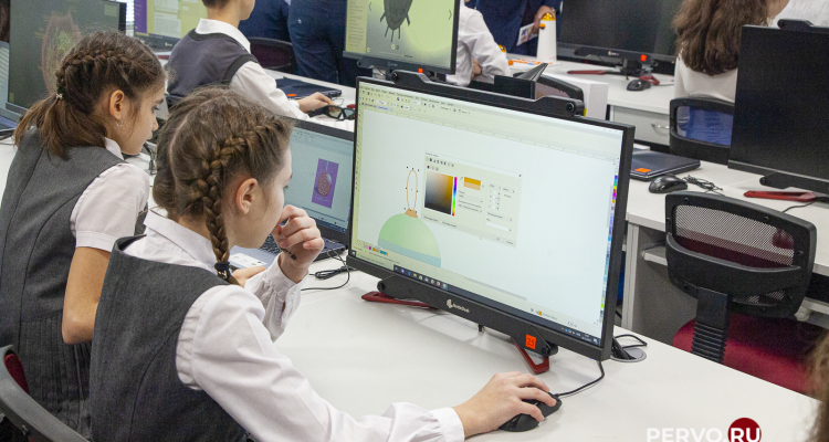 Школьники на «Уроке цифры» от VK научатся управлять магазином приложений   