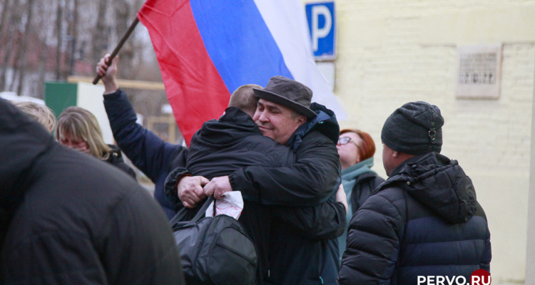 Одними их первых «осенние» призывники отправились на службу в войска