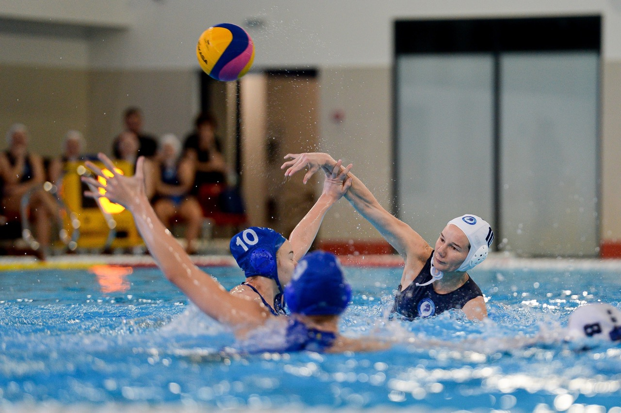 Ватерполистки «Евразии» дома переиграли «КИНЕФ-2»