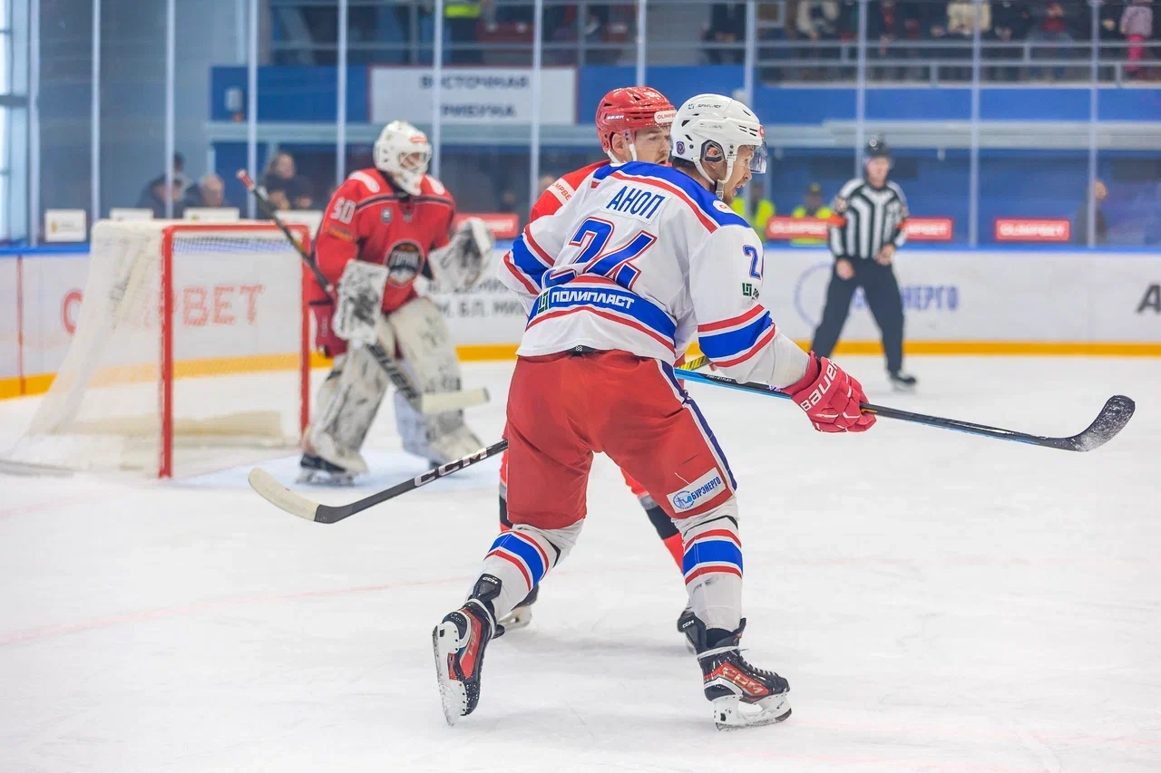 В Ледовом дворце Первоуральска прошёл матч Чемпионата Всероссийской хоккейной лиги