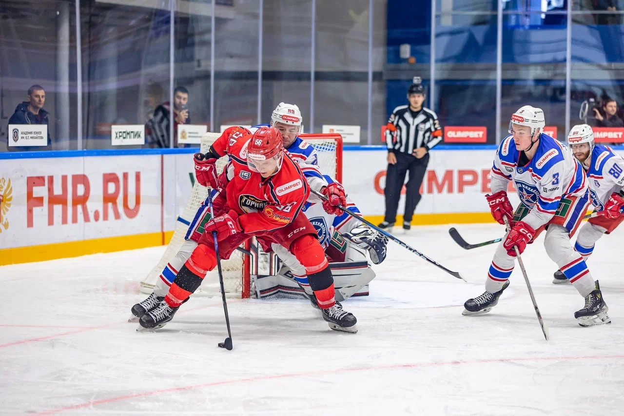 В Ледовом дворце Первоуральска прошёл матч Чемпионата Всероссийской хоккейной лиги