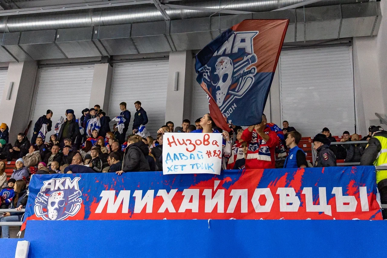 В Ледовом дворце Первоуральска прошёл матч Чемпионата Всероссийской хоккейной лиги