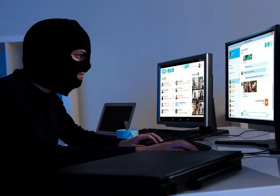 Жители Первоуральска продолжают отдавать деньги мошенника