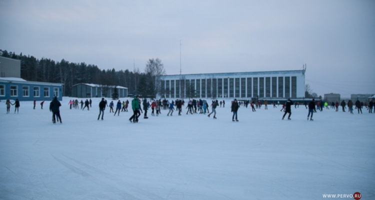 Каток с искусственным льдом будет доступен для первоуральцев