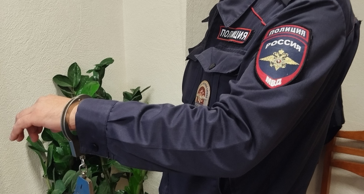 У пенсионерки украли деньги с банковской карты