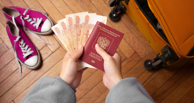 Назван самый невыгодный месяц для отпуска в 2025 году