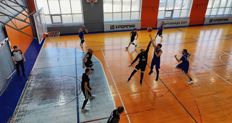 Кубок Первоуральска по баскетболу у команды «ПНТЗ»