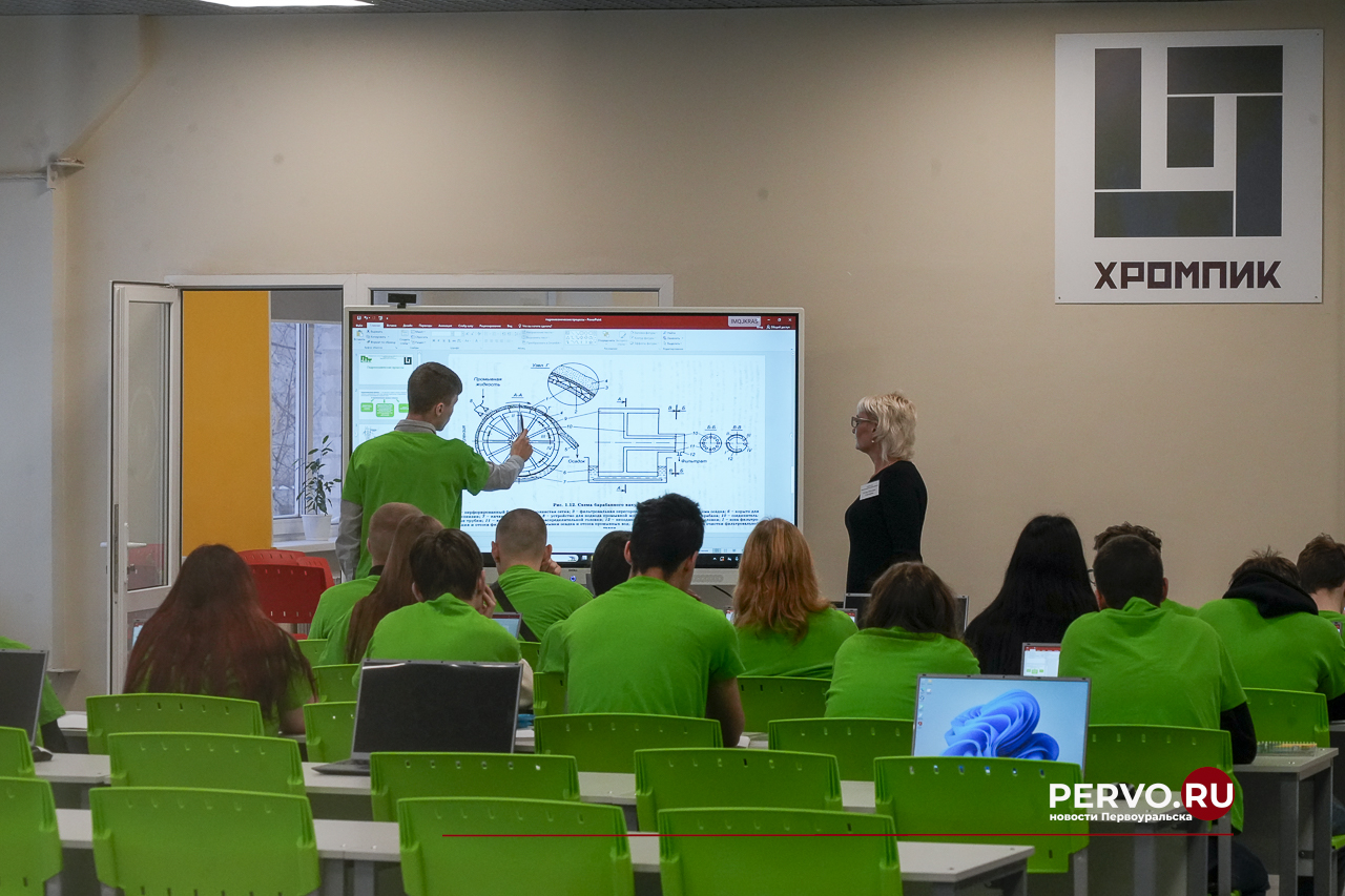 В Первоуральском политехникуме запустили две новые мастерские