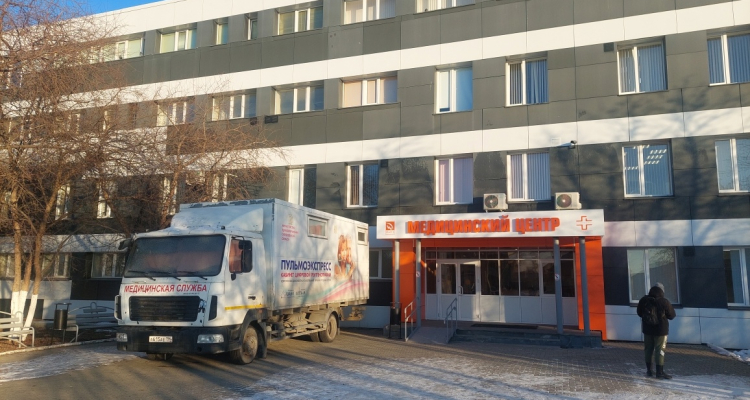 Медики обследовали 13 тысяч сотрудников учреждений и организаций