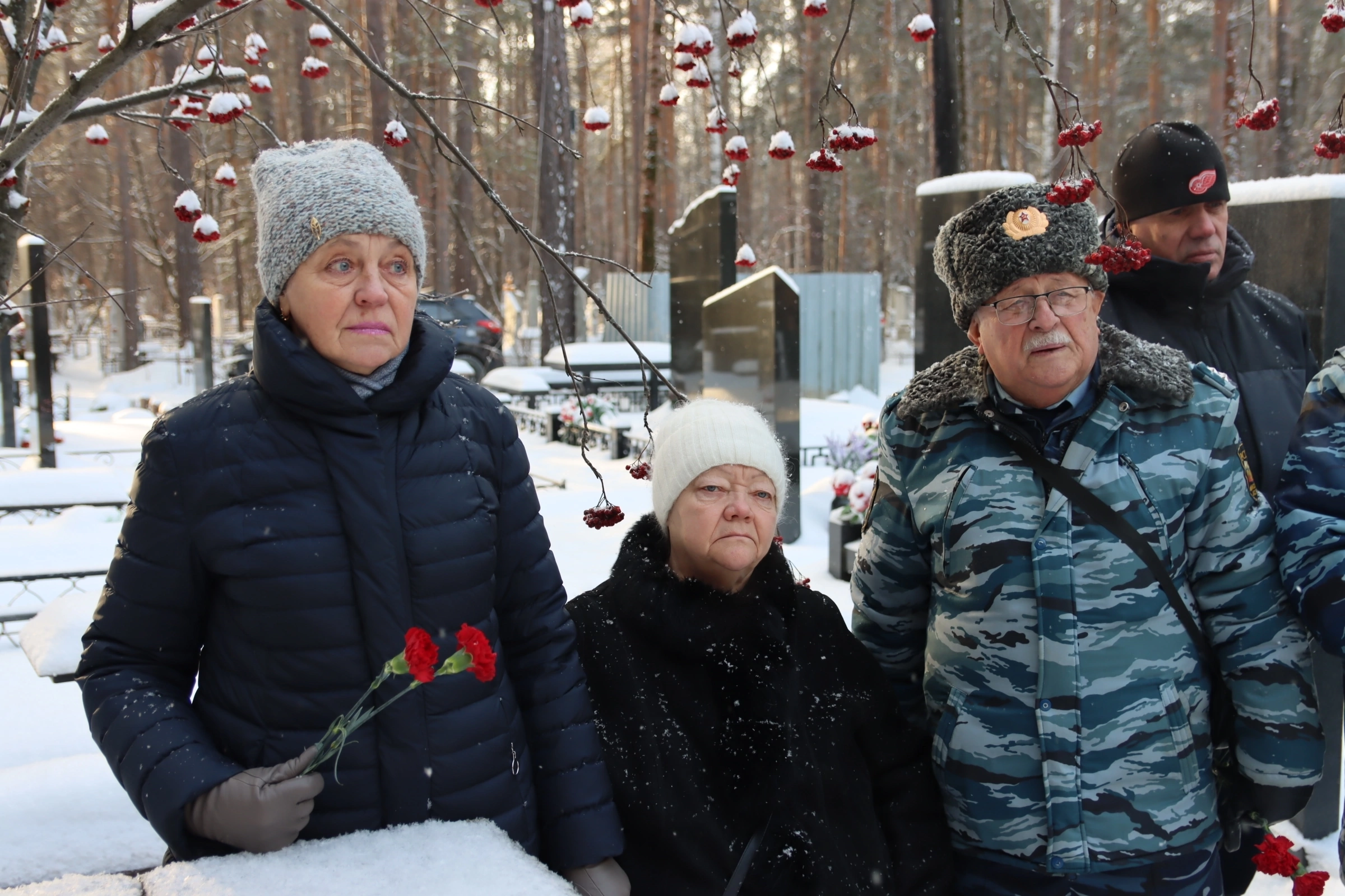 Первоуральские спецназовцы ГУФСИН почтили память Героя России Сергея Багаева