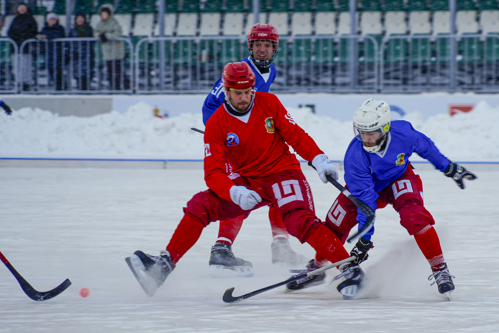 Хоккеисты «Трубника» провели товарищеский матч