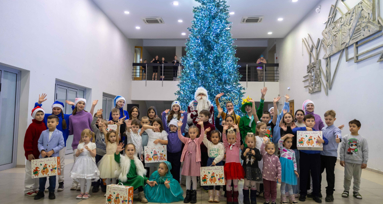 ПНТЗ организовал серию новогодних мероприятий для первоуральских детей