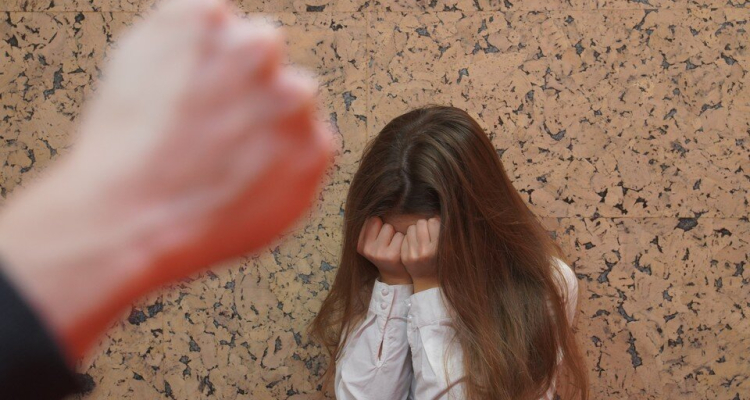 Жителя Первоуральска судят за истязания и убийство двухлетнего ребенка