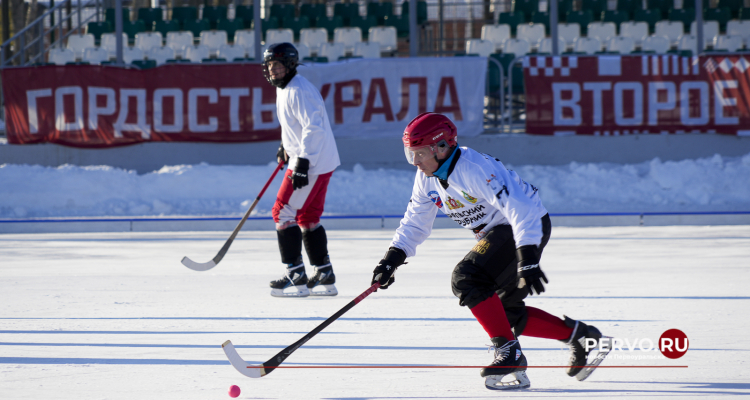 На встречу «СКА-Уральского Трубника» с болельщиками приехал министр спорта
