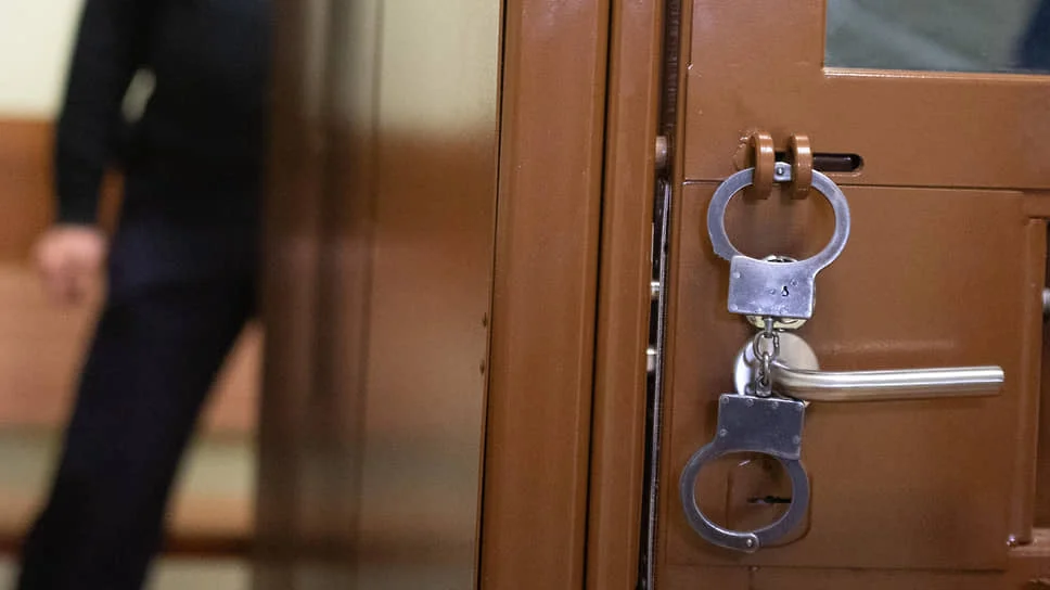 Экс-замглавы Солдатова за посредничество во взяточничестве