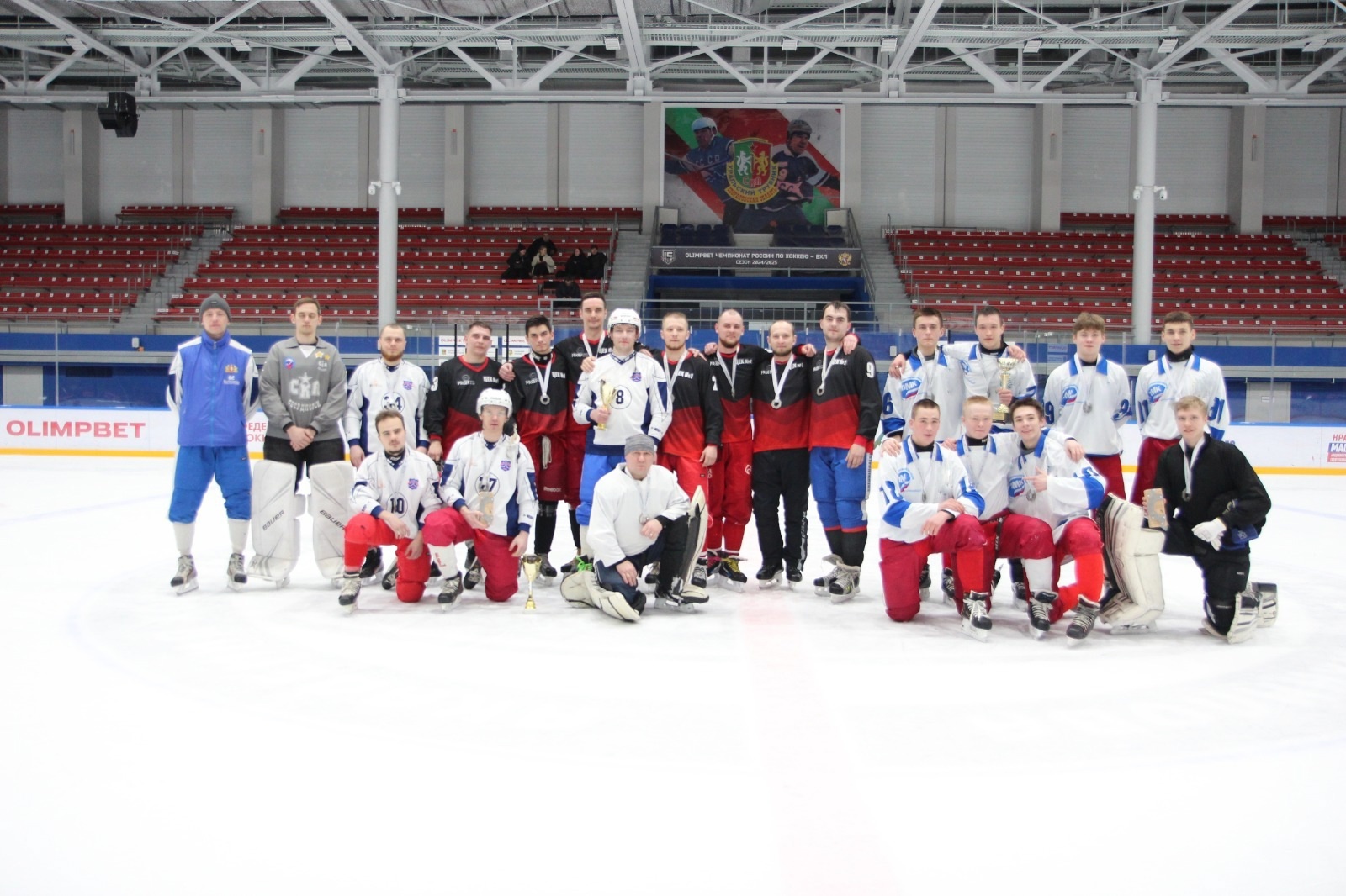 Студенты ПМК завоевали победу в турнире по хоккею с мячом