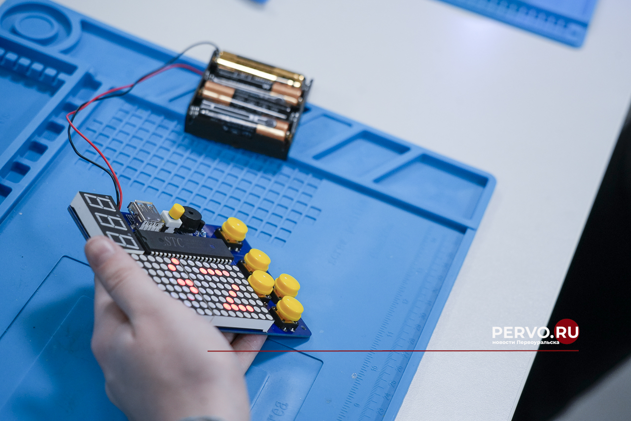 В минобре оценили подготовку будущих инженеров и медиков в Первоуральске