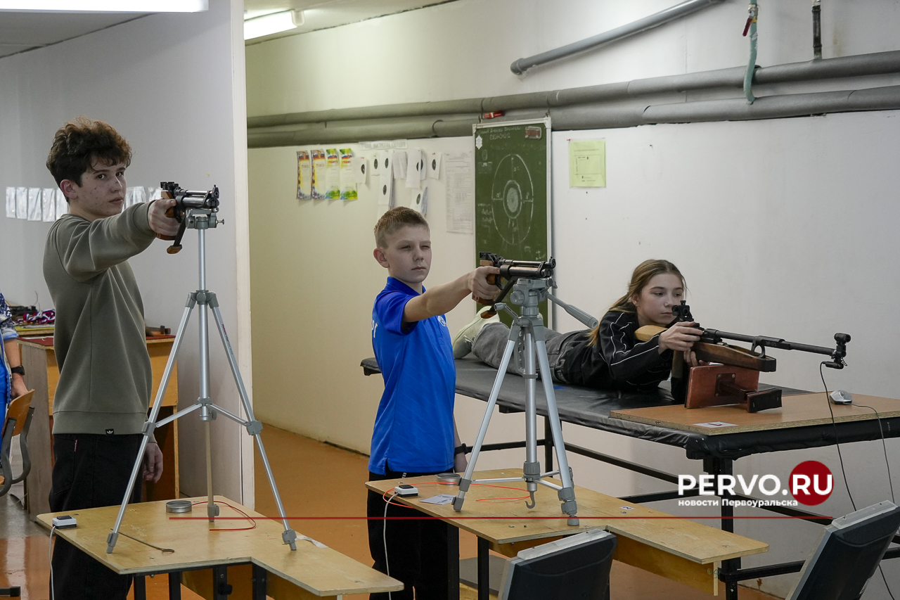 В городе проходят соревнования по стрельбе из пневматического оружия 🎯