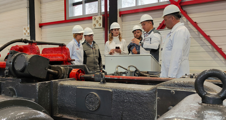 Образовательный центр стал местом встречи представителей «Уральская фольга» и «Русал»