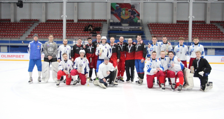 Студенты ПМК завоевали победу в турнире по хоккею с мячом