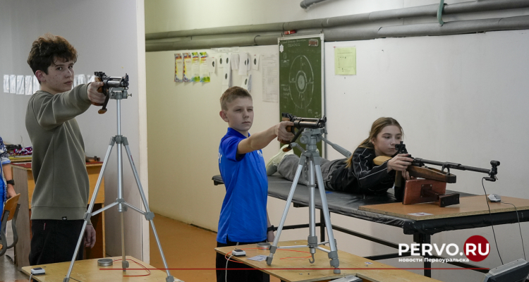 В городе проходят соревнования по стрельбе из пневматического оружия 🎯