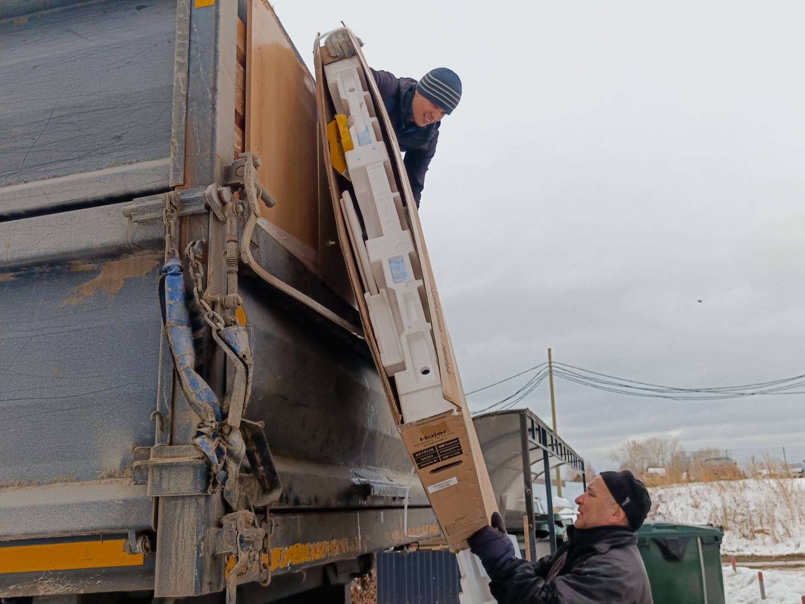 В муниципальном округе продолжают устанавливать площадки для «крупногабарита»