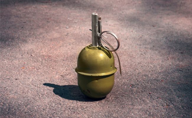 📍Первоуралец подготовил бомбы под видом парфюмерных наборов для наших военных