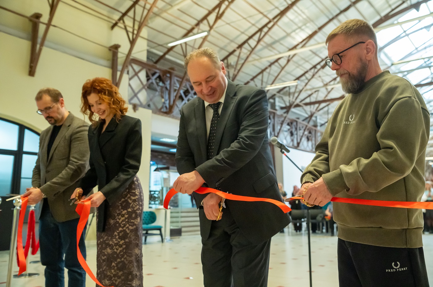 Музейный комплекс СТЗ открыл выставку в стиле ассоциативного искусства