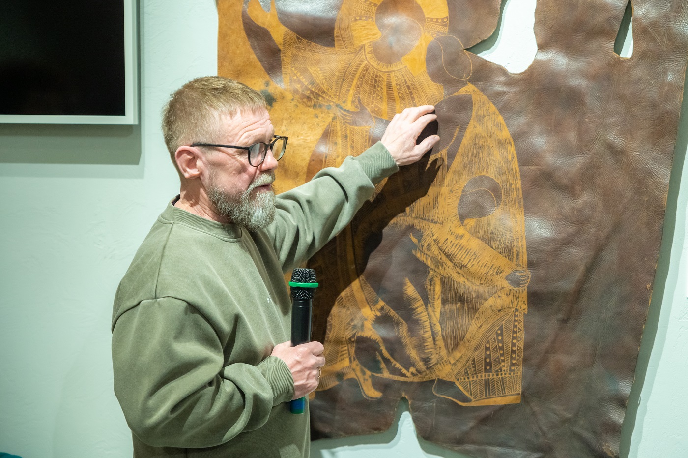 Музейный комплекс СТЗ открыл выставку в стиле ассоциативного искусства