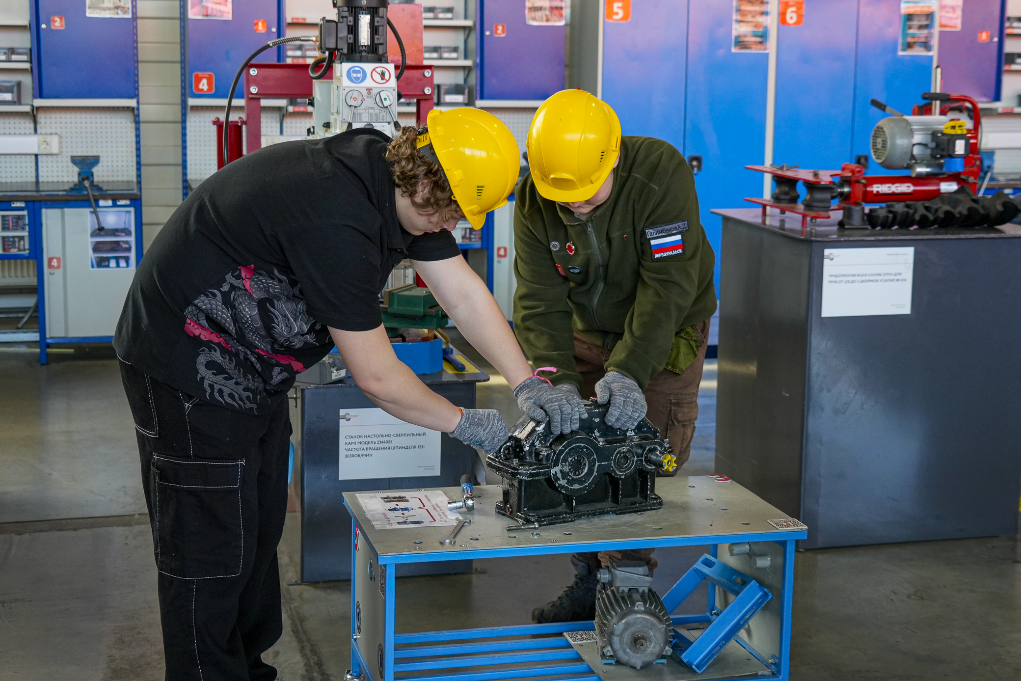 Школьники Первоуральска познакомились с программой «Будь профи»