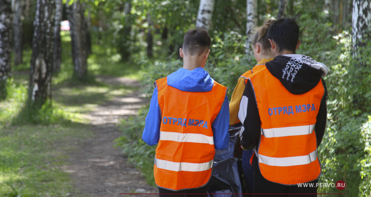 На 41% выросло количество приглашений на работу подросткам