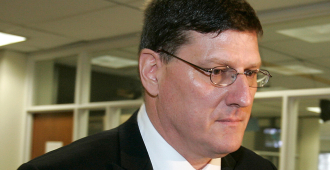 Риттер: Украина не собирается соблюдать условия прекращения огня