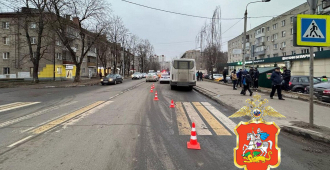 В Подмосковье не спасли пятилетнего мальчика, который попал под автобус
