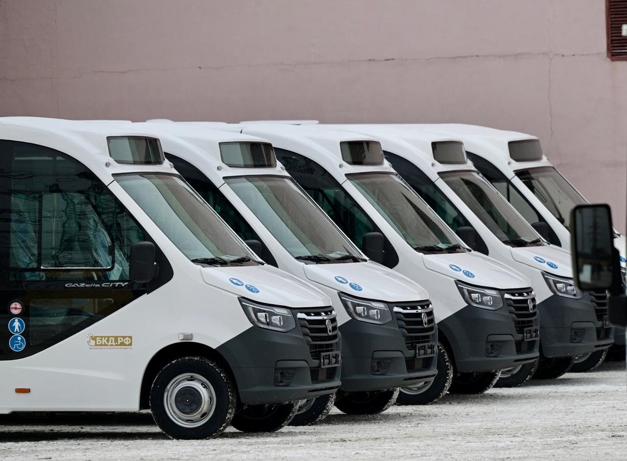 Денис Паслер выделил 200 млн рублей на новые автобусы