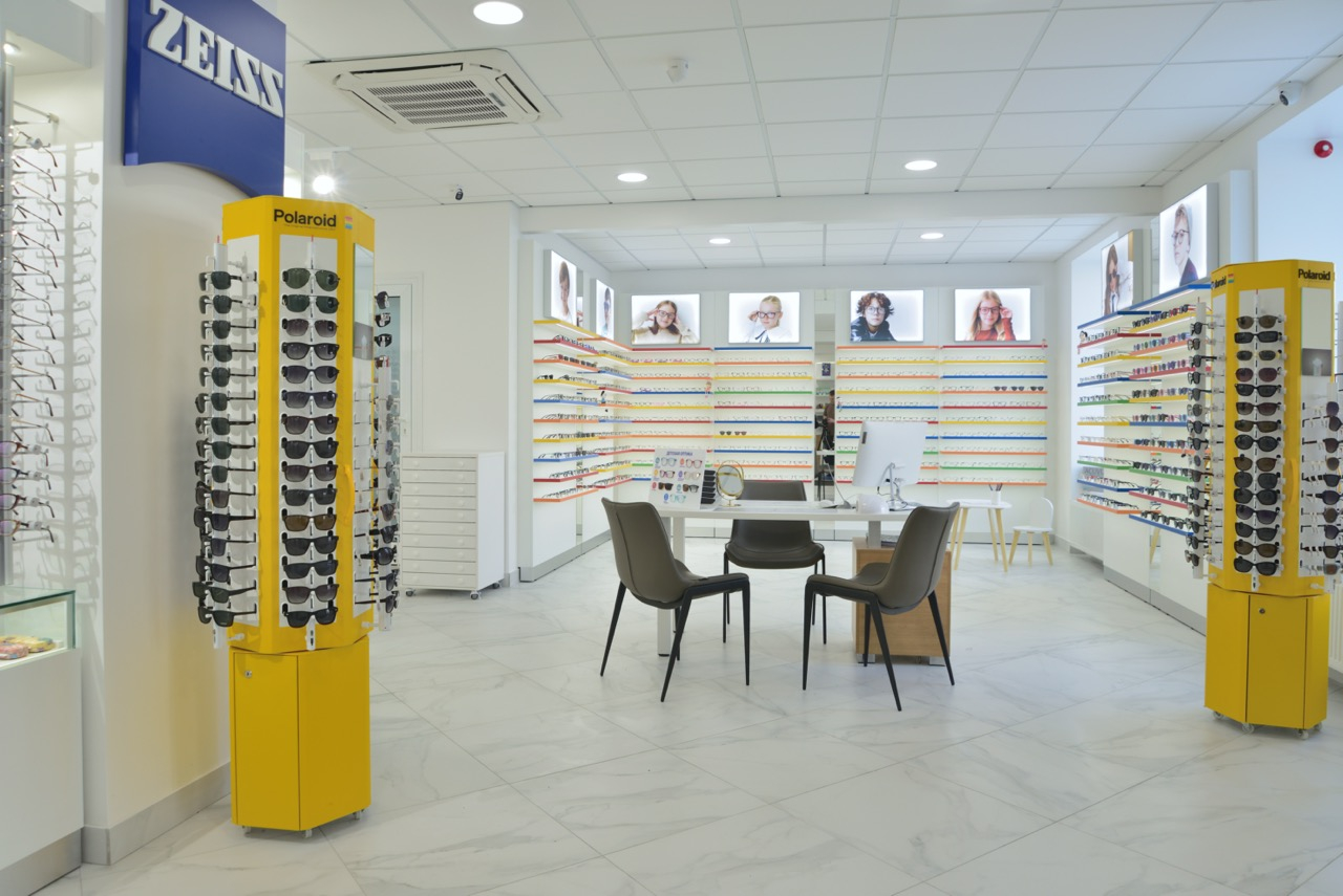 Скидка 50% на все солнцезащитные очки Polaroid в салоне оптики «Фокус»