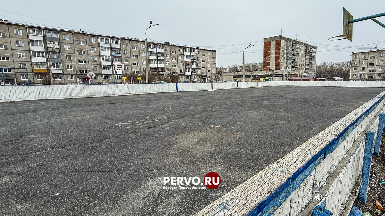 На улице Комсомольской появится новый корт