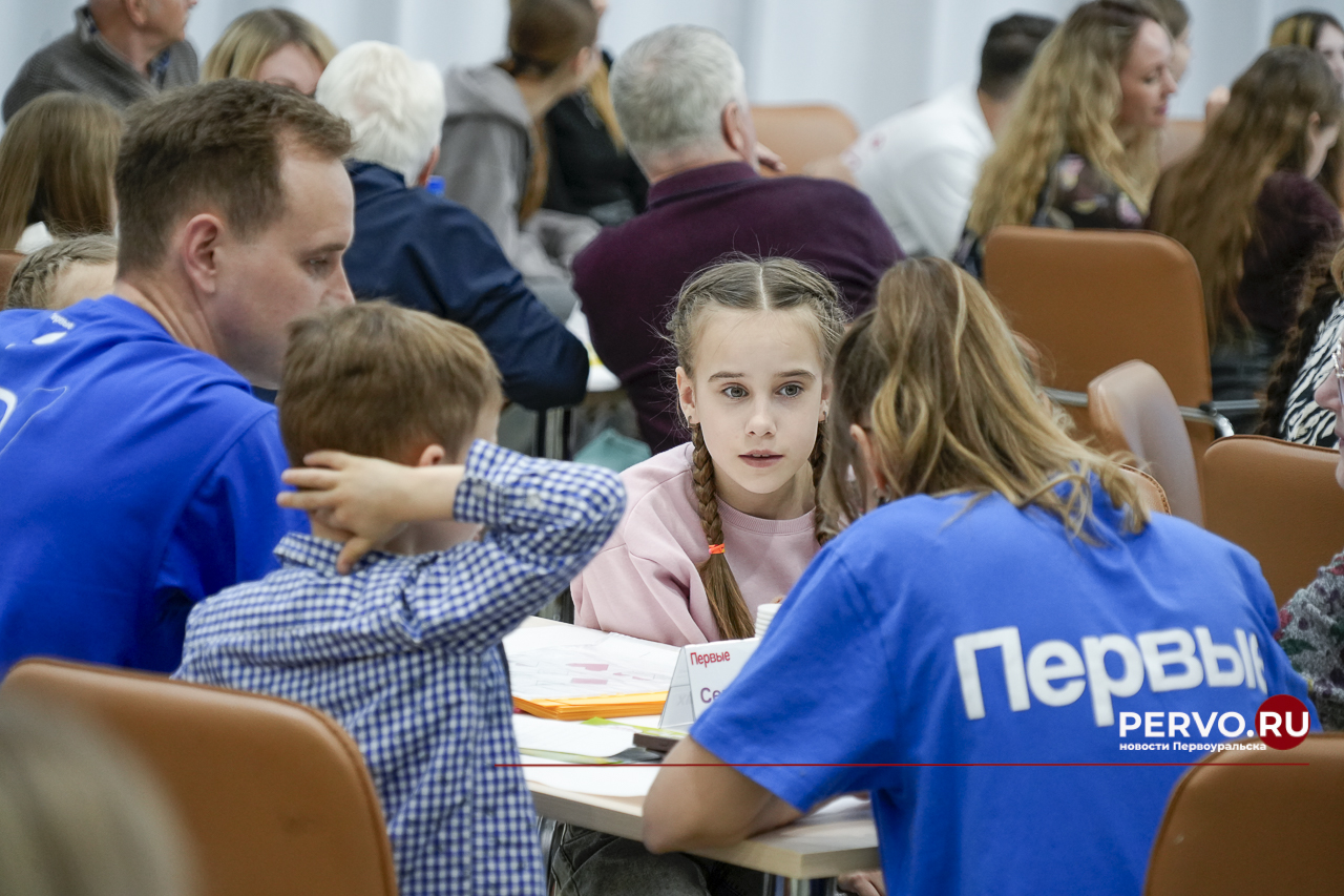 В ИКЦ Первоуральска состаялся конкурс всероссийского проекта «Родные-любимые»