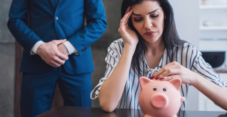 Дума предложит запретить коллекторов