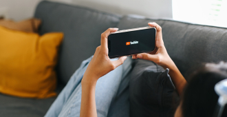 Полностью блокировать YouTube в России пока не планируется