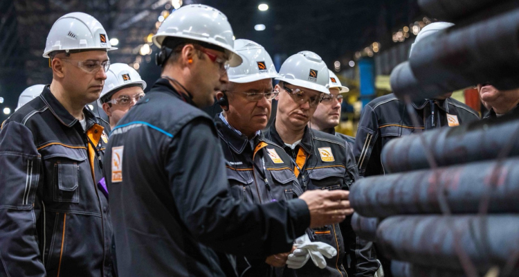 Руководство ТМК оценило систему производственной безопасности на ПНТЗ